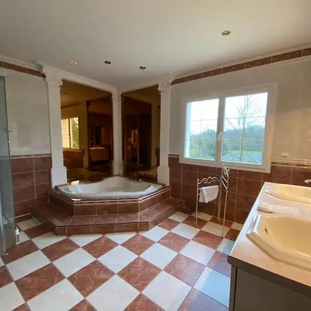 Du Mercadal Les Pujols *