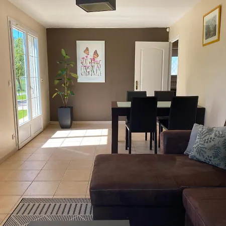 Du Mercadal Les Pujols