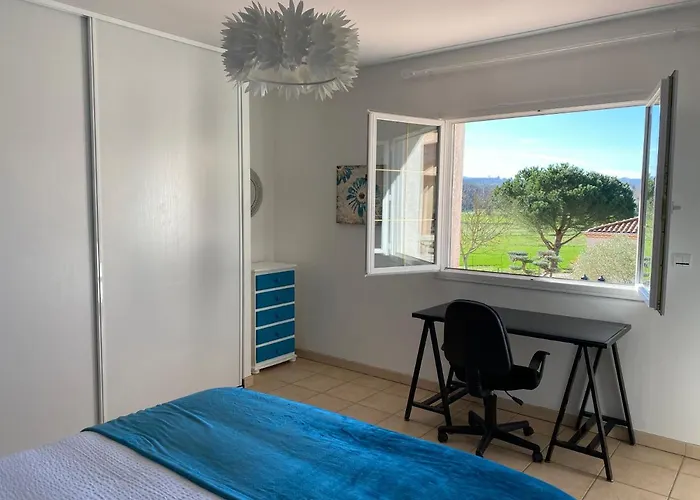 Du Mercadal Les Pujols