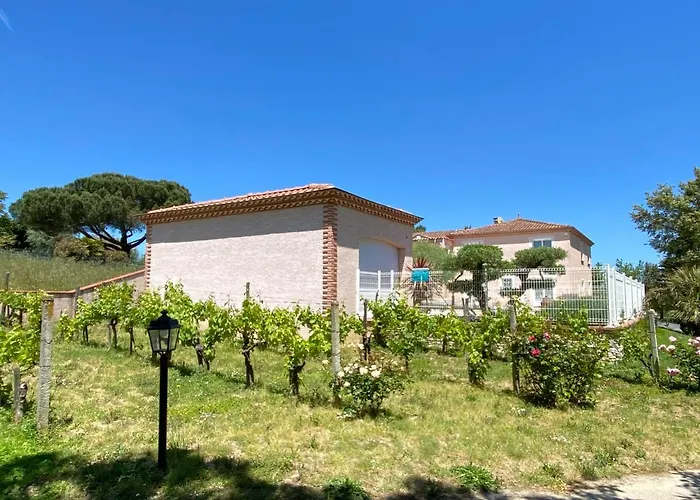 Du Mercadal Les Pujols