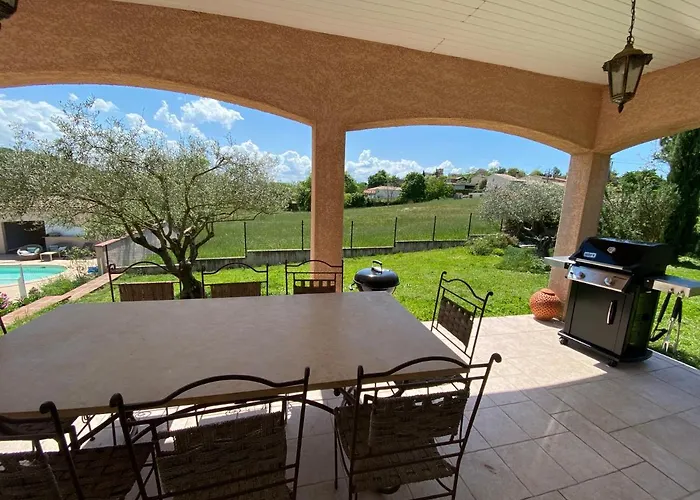 Du Mercadal Les Pujols *