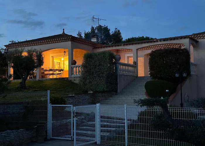 Du Mercadal Les Pujols