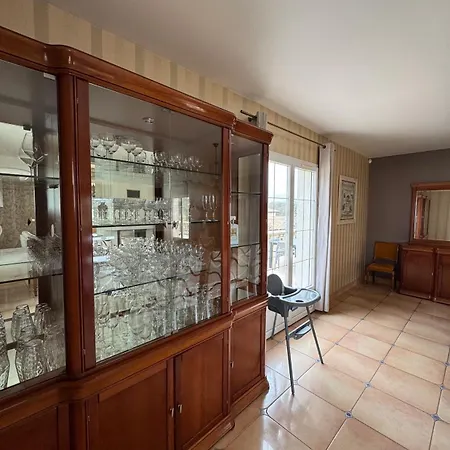 Апартаменты Du Mercadal Les Pujols Памье